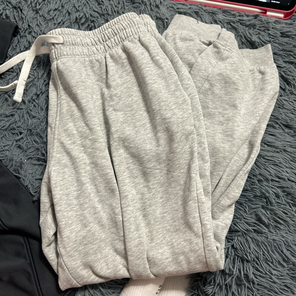 H&M Gray Sweatpants with Elastic Waistband